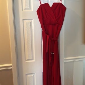 Strapless V-neck jumpsuit